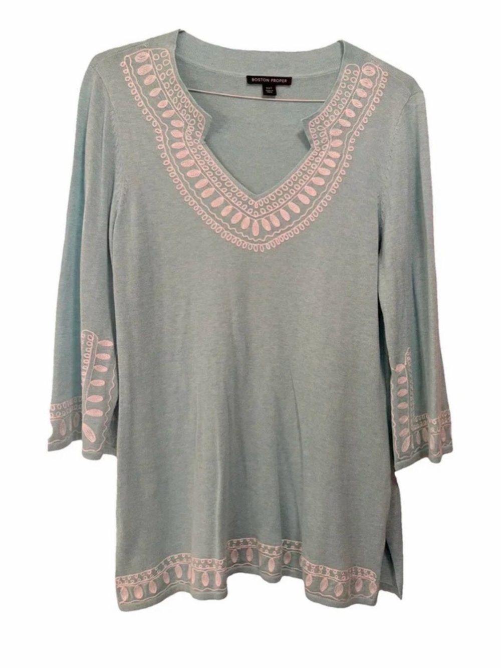 NWOT Boston Proper Mint Green Tunic sweater with white Embroidered Trim